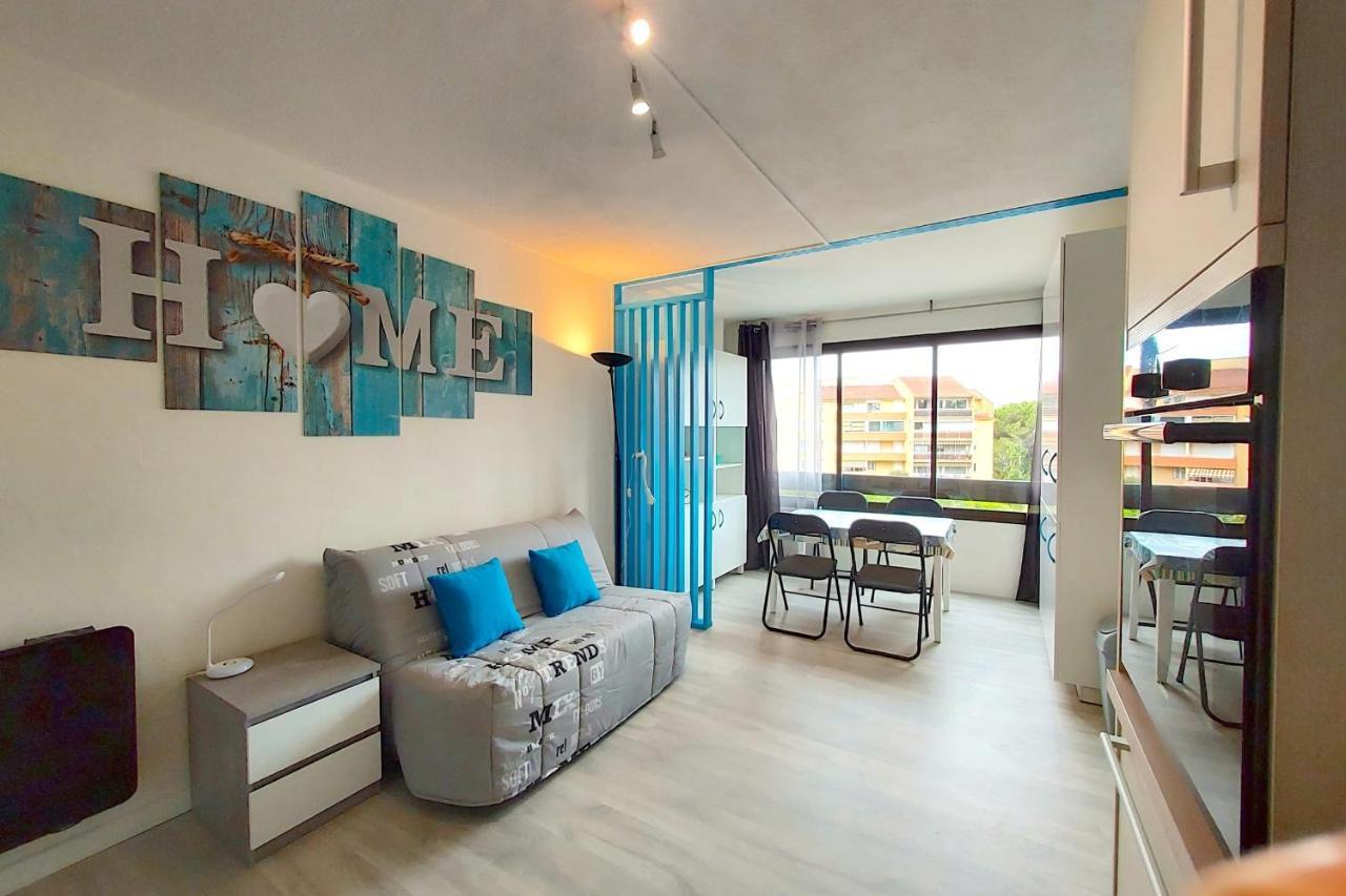 Апартаменты Hypercenter 27 M With Wifi And Shared Pool Фрежюс Экстерьер фото